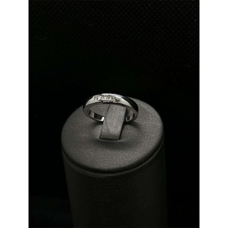 Veretta con diamanti baguette